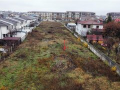 Teren intravilan 5000 mp, strada asfaltata, toate utilitatile, str. Celofibrei