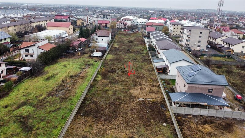 Teren intravilan 5000 mp, strada asfaltata, toate utilitatile, str. Celofibrei